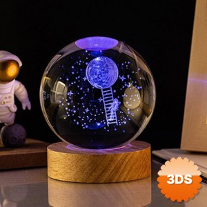 Aya Çıkan Astronot Tasarım Cam Küre