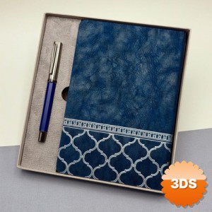 Kutulu Desenli Deri Defter ve Metal Roller Kalem Set