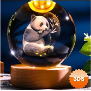 Dekoratif Panda Tasarımlı Ahşap Altlıklı Işıklı Cam Küre 8 cm