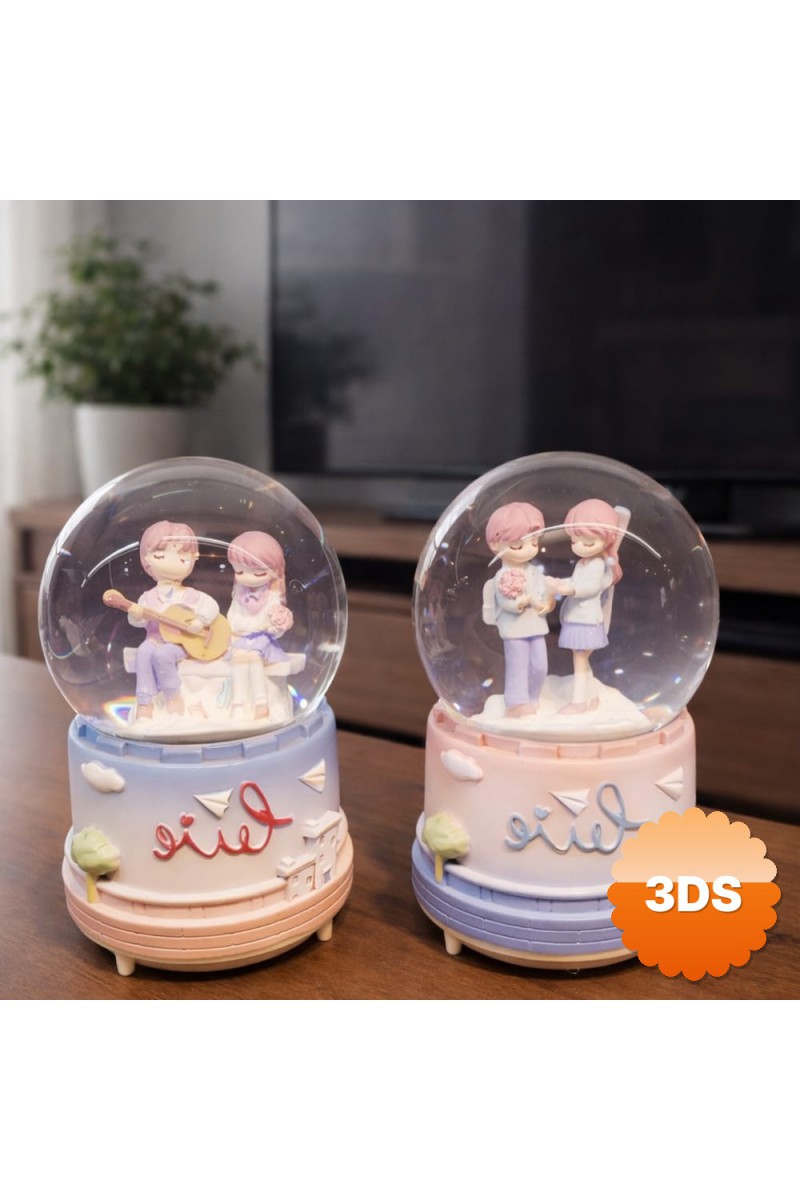 Orta Boy Romantik Çift Temalı Kar Küresi Müzikli ve Işıklı 13x8x8 cm
