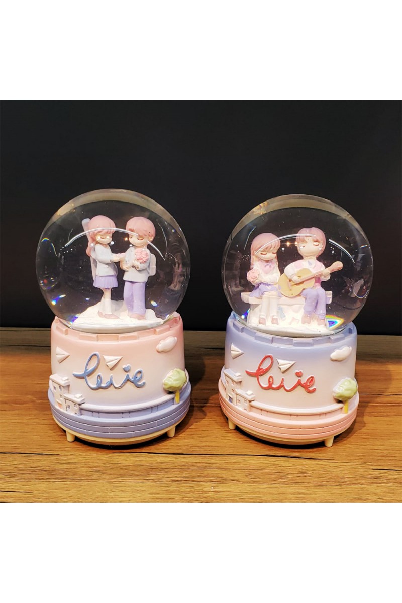 Sevimli Sevgililer Büyük Boy Kar Küresi 18x9.5x9.5 cm Müzikli Işıklı
